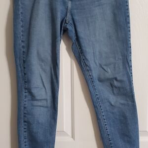 Levi's Women's Light Blue Skinny Jeans